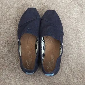Toms Navy Blue Shoe Size 7
